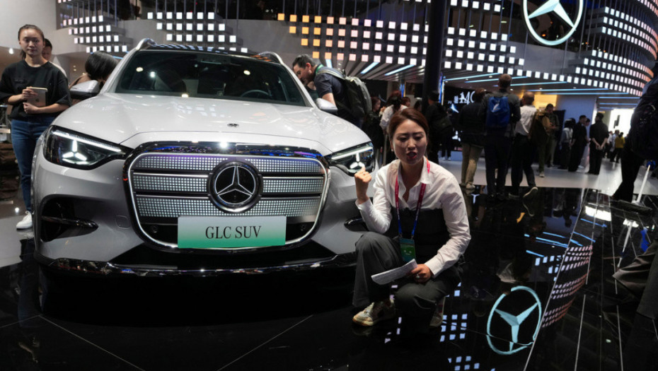 Kina zadala udarac Mercedesu: Globalna prodaja pala, ali električni modeli ruše rekorde