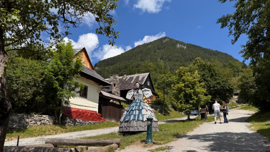Selo sa samo 17 stanovnika opseda 100.000 turista godišnje - meštanima prekipelo