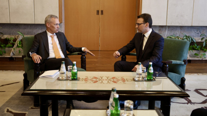 Petković ambasadoru Holandije ukazao na jednostrane i antisrpske poteze vlasti u Prištini