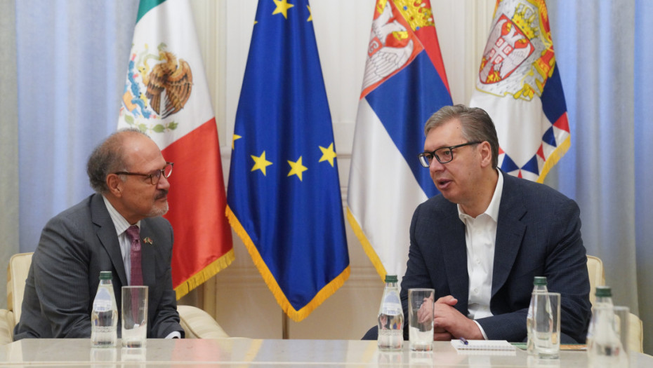 Predsednik Vučić sastao se danas sa ambasadorom Meksika