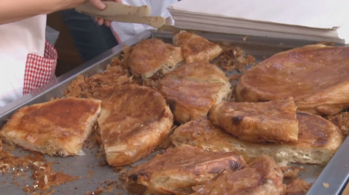 Počeli Dani bureka u Nišu: Koja je tajna ovog čuvenog specijaliteta?