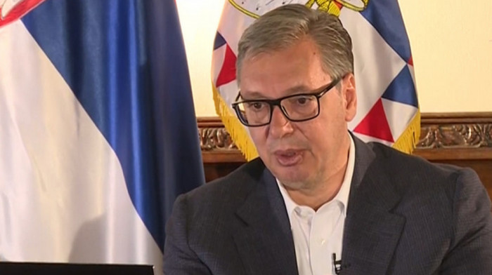 Vučić poručio opoziciji: Oni su tražili parlamentarne izbore, a ja im sada pružam i parlamentarne i predsedničke