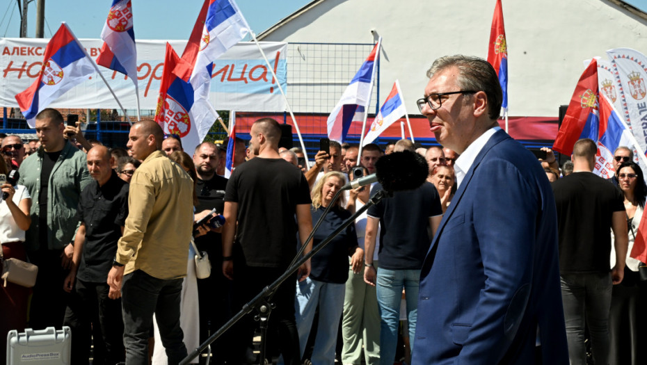 Vučić: Danas treba pokazati pijetet prema bošnjačkim žrtvama u Srebrenici