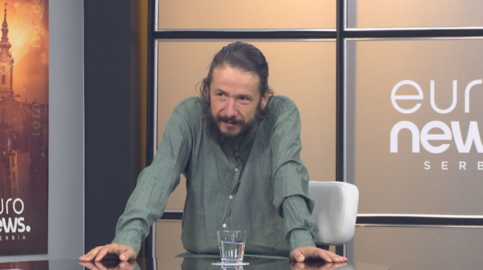 Muharem Bazdulj: Kod bezličnih stvari veštačka inteligencija je već pobedila, ali u autorstvu još ne