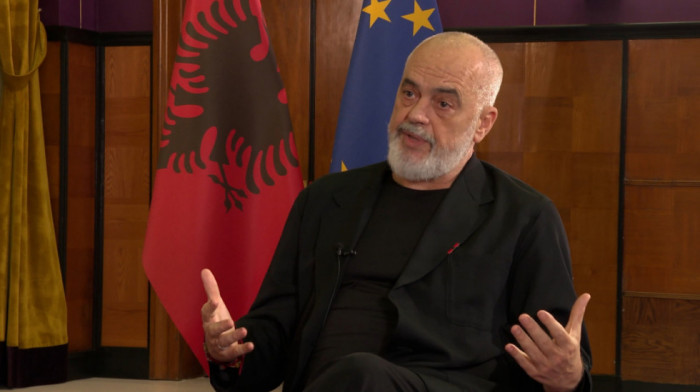 Albanski premijer o fon der Lajen i pregovorima za članstvo u EU: Ona je fantastična mama i ima sedmoro "dece"