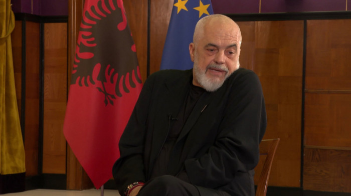 Rama odbio da podnese ostavku: "Proteste u Tirani finansiraju Rusija i Iran, maskirani kriminalci koriste decu"