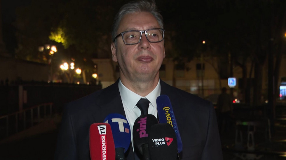 Vučić: Oni koji govore o posrnulom rejtingu SNS ne čitaju istraživanja