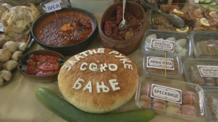 "Zlatne ruke" u Sokobanji čuvaju tradiciju: Nagrade za najbolje domaćice Srbije (VIDEO)