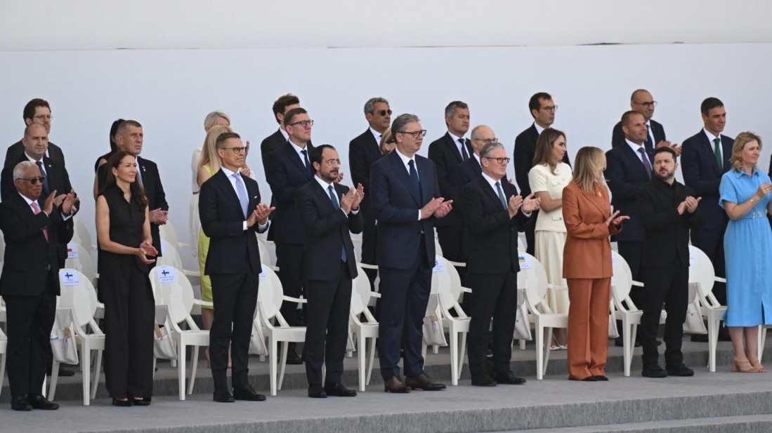 Vučić: Velika čast za Srbiju što na ovom nivou prvi put prisustvujemo obeležavanju Dana Francuske