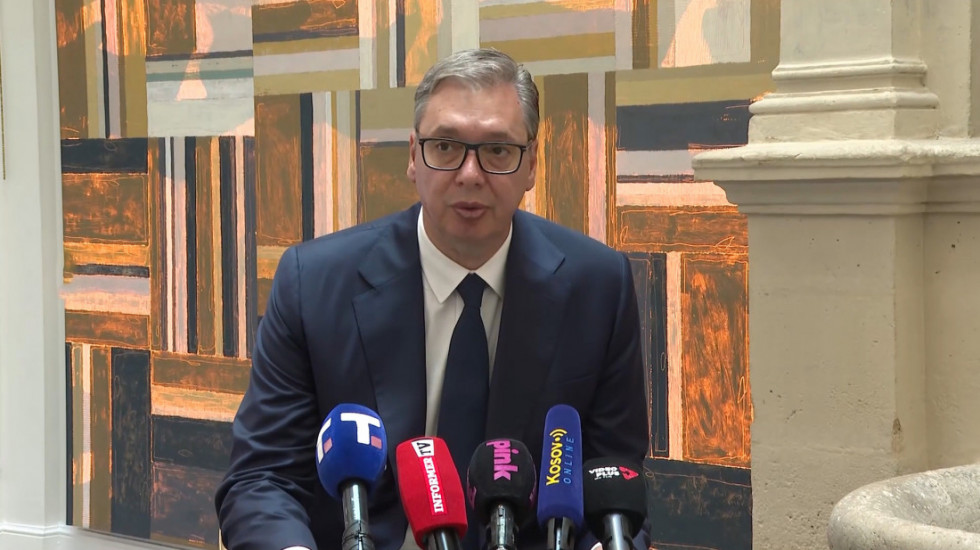 Vučić nakon parade u Parizu: Posebno sam bio srećan kada sam video srpsku zastavu (VIDEO)