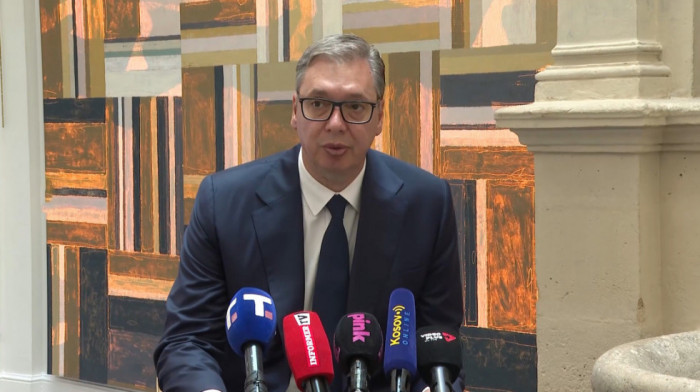 Vučić nakon parade u Parizu: Posebno sam bio srećan kada sam video srpsku zastavu