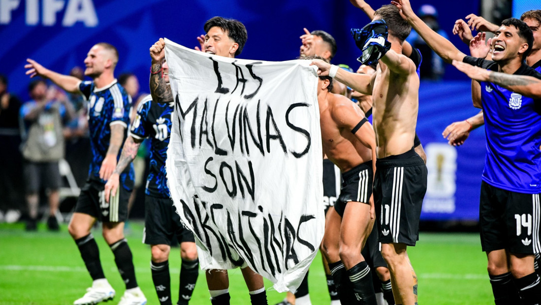 FIFA razmatra izveštaje povodom transparenta o Foklandskim ostrvima na utakmici