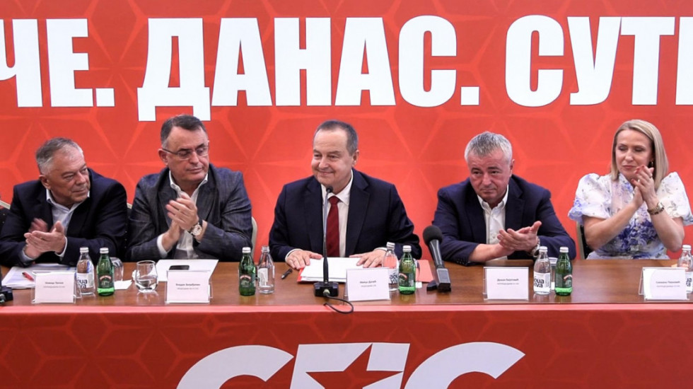 "Mnogo buke ni oko čega": Šta znači odluka SPS-a da na izbore izađe samostalno?