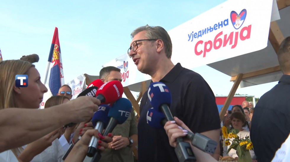 Vučić u Vladimirovcu: Počećemo sa Rumunima gradnju brze saobraćajnice do Temišvara