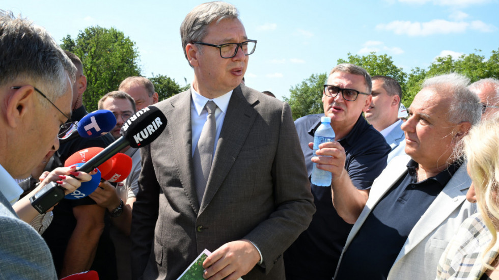 Vučić: Budućnost za mlade je u dualnom obrazovanju