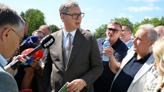 Vučić: Budućnost za mlade je u dualnom obrazovanju