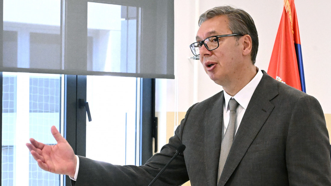 Vučić: Građani ne treba da brinu za cene goriva, imamo velike rezerve