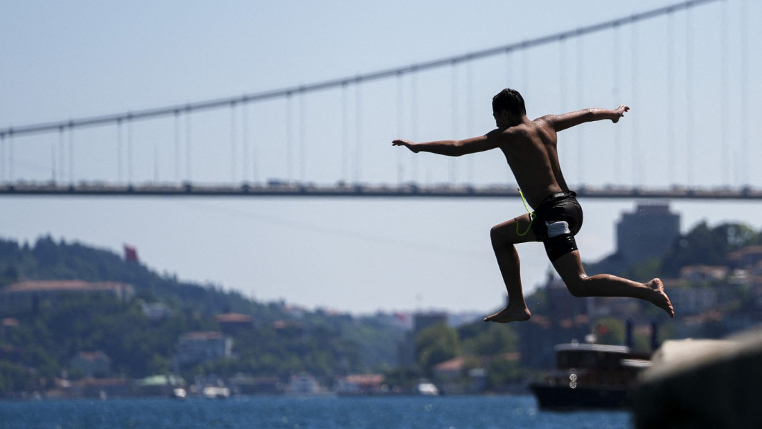 Turska pod "vrelim talasom": Temperatura i do 45 stepeni, more sve toplije