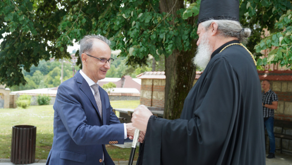 Macut posetio manastir Lelić: "Srbija nastavlja da gaji tradiciju"