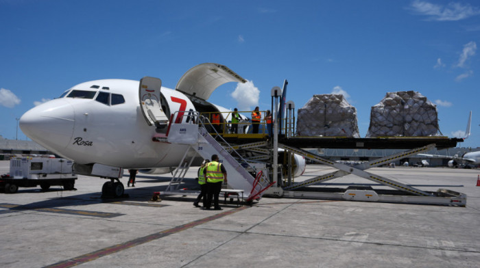 Poleteo prvi avion: SAD pokrenule humanitarnu pomoć za Kubu vrednu 100 miliona dolara