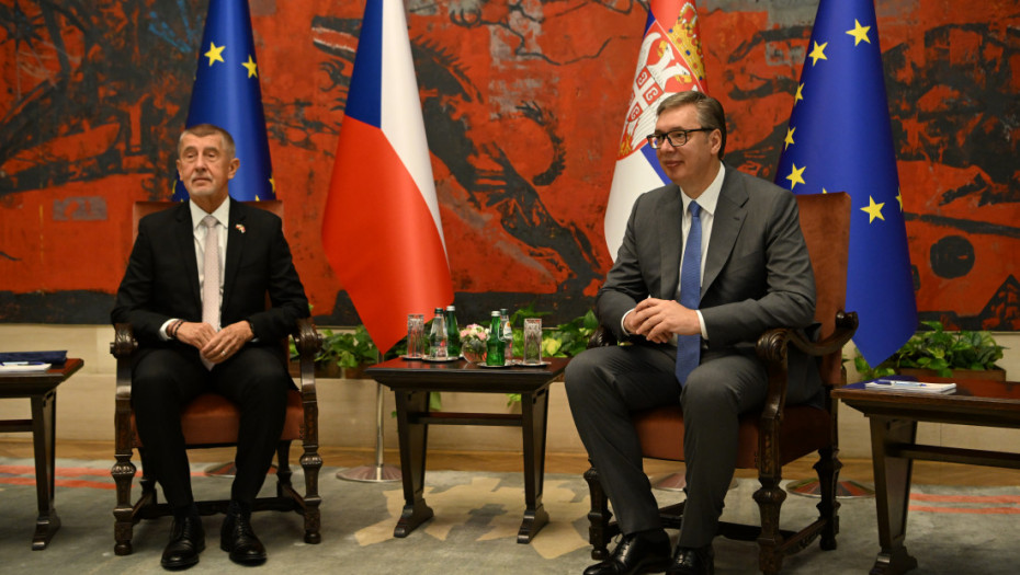 Počeo plenarni sastanak delegacija Srbije i Češke: Predvode ga Vučić i Babiš