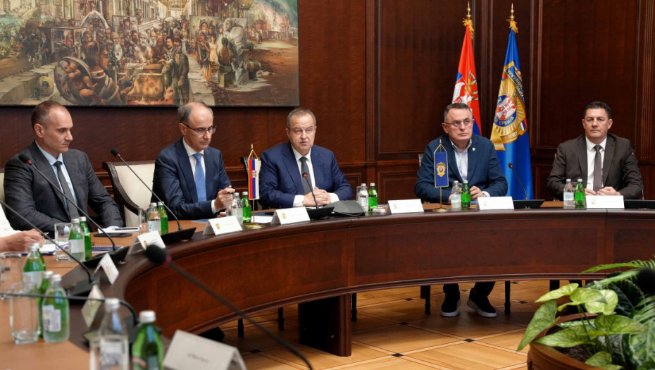 Dačić i Macut najavili nove mere: Srbija menja Zakon o saobraćaju - za ovaj prekršaj uvodi se nulta tolerancija