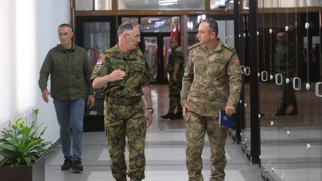 General Ulutaš posle sastanka s Mojsilovićem: Bezbednost svih na KiM prioritet KFOR-a