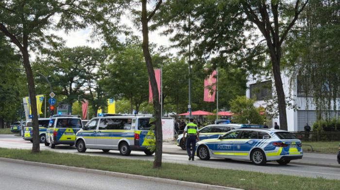 Ubistvo u banci u nemačkom Regensburgu, napadač (20) uhapšen a akciji specijalnih snaga policije