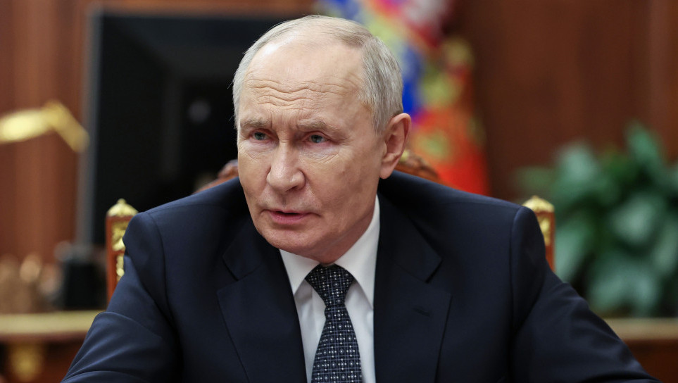 Putin posetio sporna ostrva, Japan besan: Tokio razmatra nove sankcije Rusiji