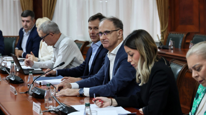 Macut predsedavao sednicom saveta BDP: Fokus na rastu i podizanju standarda građana
