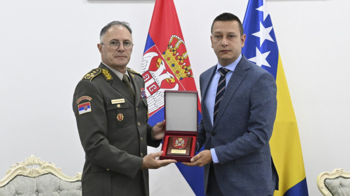 Mojsilović sa zamenikom ministra odbane BiH Goganovićem o unapređenju saradnje