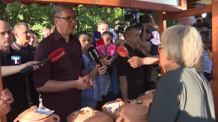 Vučić u selu Drežnik kod Užica: Radovi na tunelu ispod Kadinjače kreću za dva meseca, mnogo toga imamo da uradimo još