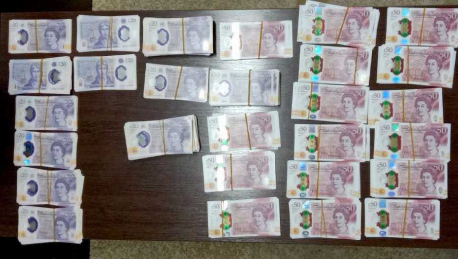 Na Vrškoj Čuki zaplenjeno više od 60.000 falsifikovanih funti, uhapšeno troje stranaca