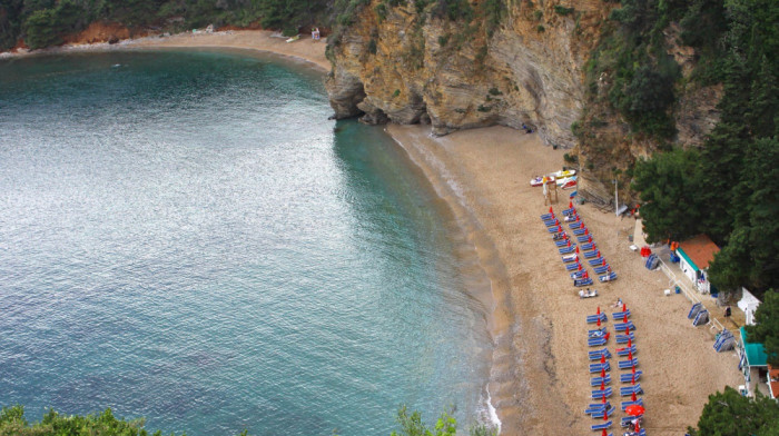 Državljanin Srbije se utopio na plaži Mogren II: Kupališta bila zatvorena, staza zaključana