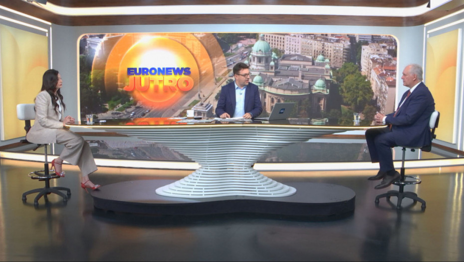Rasprava o nepoverenju Vladi: Simonović Bratić i Pavlović za Euronews Srbija o diskusiji u parlamentu