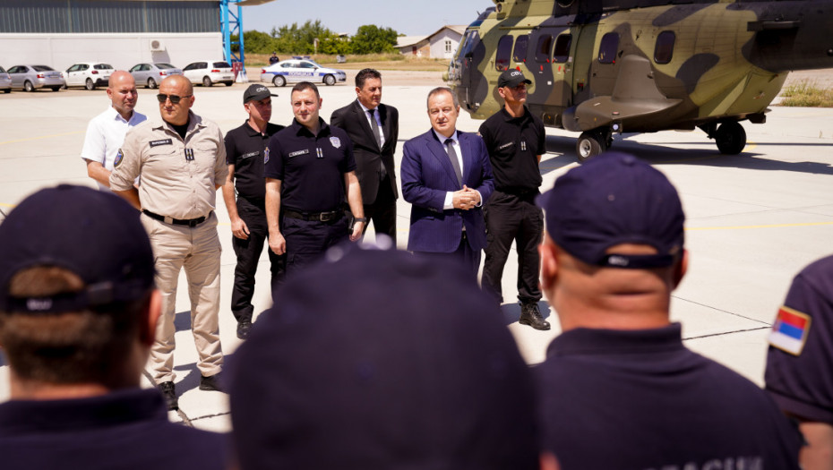 Dačić: Sektor za vanredne situacije dobija 435 novih vatrogasaca, cilj 4.000 pripadnika do kraja godine
