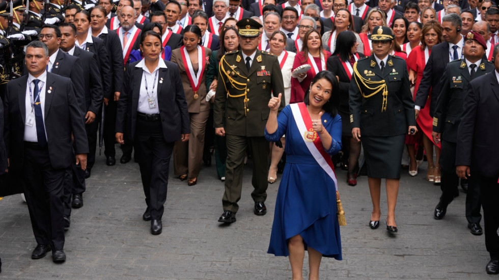Keiko Fudžimori položila zakletvu, postala prva žena predsednica Perua (FOTO)