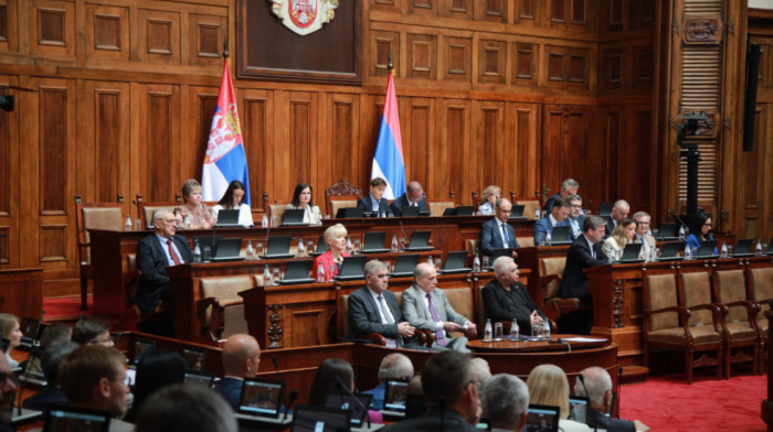 Danas nastavak vanredne sednice Skupštine Srbije, na dnevnom redu i rebalans budžeta