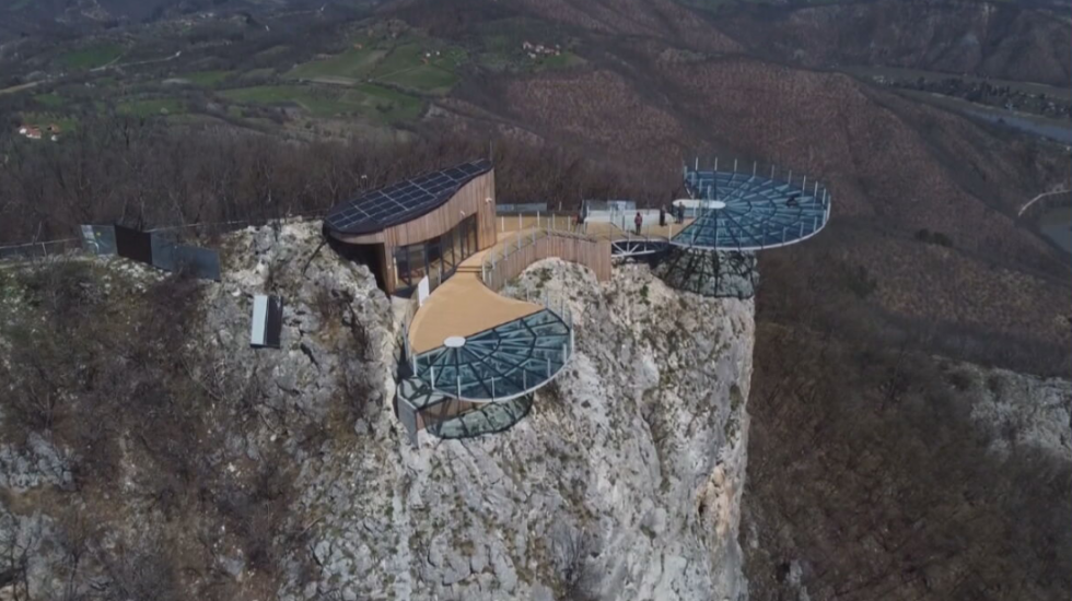 Čačak dobio novu atrakciju iznad oblaka: "Kablar skajvok" otvoren, ulaz besplatan do 7. avgusta