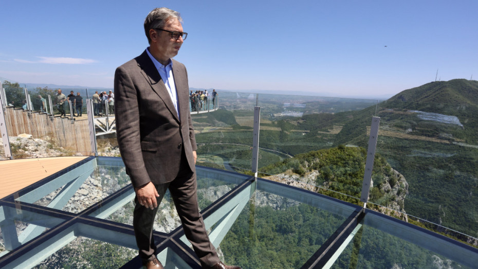Vučić: Za NIS licenca još 28 dana, u narednih sedam do 10 dana razgovor sa Putinom i Mađarom