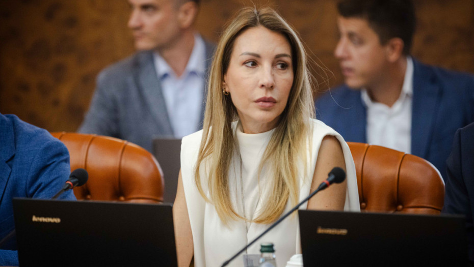 Đedović Handanović apelovala na građane da štede struju: Letnja potrošnja dostigla zimski nivo Đedović Handanović apelovala na građane da štede struju: Letnja potrošnja dostigla zimski nivo