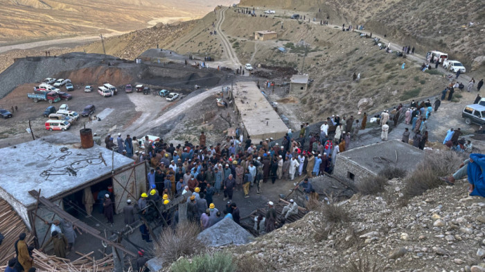 Broj poginulih u eksploziji u rudniku u Pakistanu povećao se na 11, 25 osoba vodi se kao nestalo