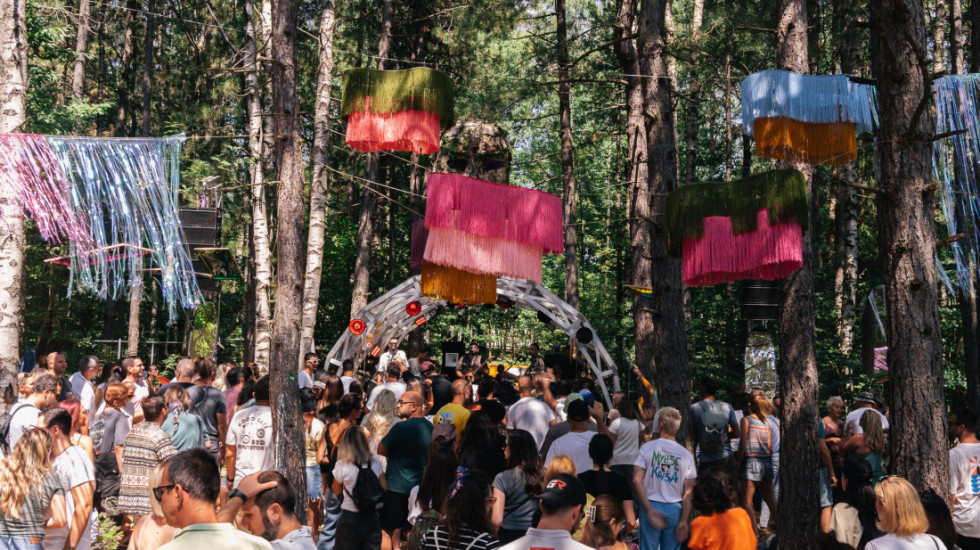 Muzika odzvanja šumom: 11. Mountain Music Fest donosi dobar provod za decu i odrasle na 1.000 metara nadmorske visine