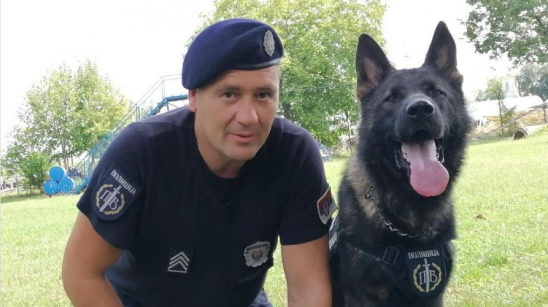 Dačić pohvalio policajce i psa Akija koji su pronašli telo Ruskinje u koferu: "Bez njega bi potraga trajala danima"