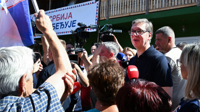 Vučić nastavio obilazak jugoistoka Srbije: Lekarima koji rade u ruralnim područjima da povećamo 20 odsto platu