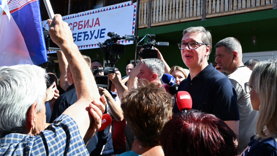 Vučić nastavio obilazak jugoistoka Srbije: Lekarima koji rade u ruralnim područjima da povećamo 20 odsto platu