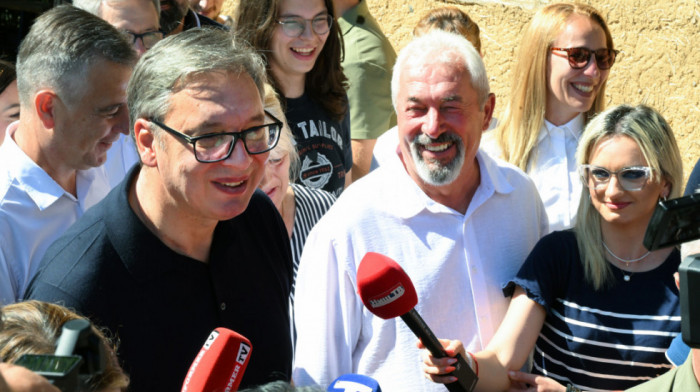 Vučić nastavio obilazak jugoistoka Srbije: Lekarima koji rade u ruralnim područjima da povećamo 20 odsto platu