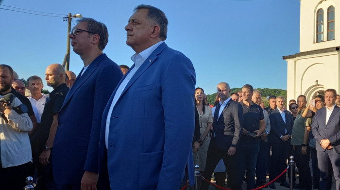 Dodik i Vučić na obeležavanju slave hrama u Sitnici u Republici Srpskoj