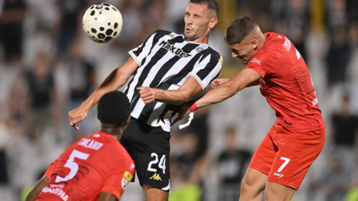 Partizan pred ključni evropski dvomeč poražen kod kuće od IMT-a