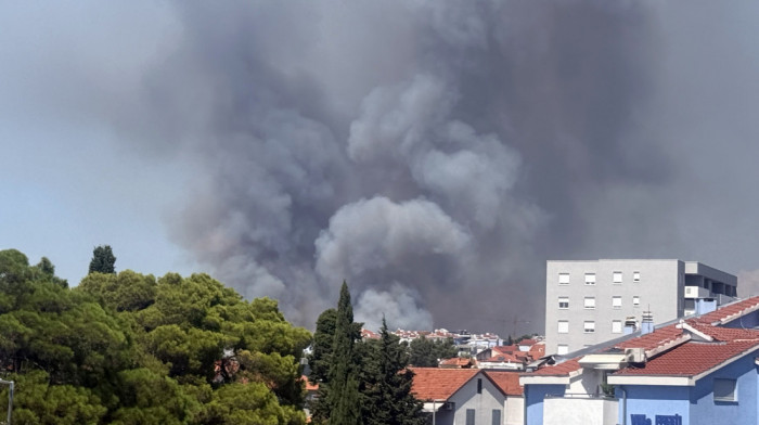 Novi problemi: Požar buknuo kod Zadra, odjednom planulo na više lokacija